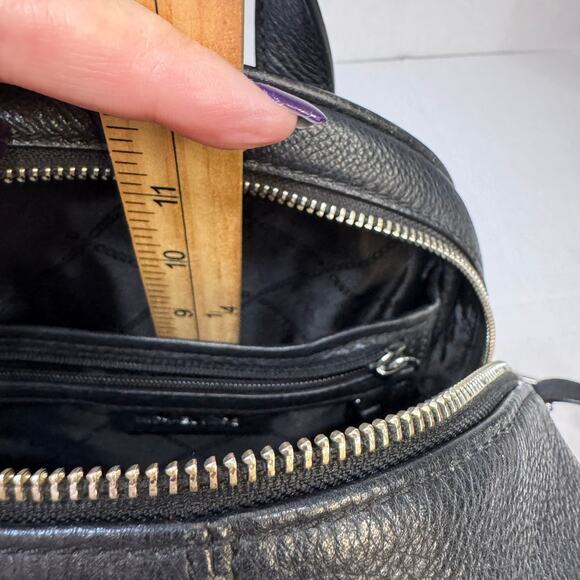 Michael Kors Rhea Medium Black Leather Backpack EUC - Picture 8 of 16